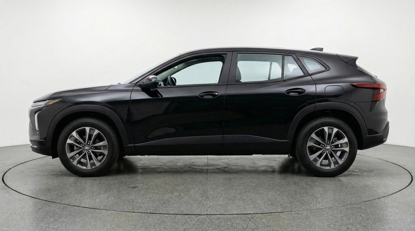 Used 2025 Chevrolet Equinox LT FWD image 5