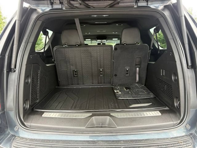 Used 2021 Chevrolet Suburban Z71 AWD/4WD image 28
