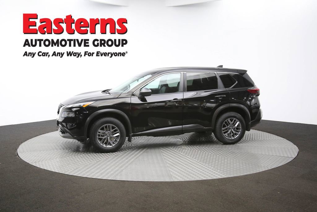 Used 2022 Nissan Rogue S image 55