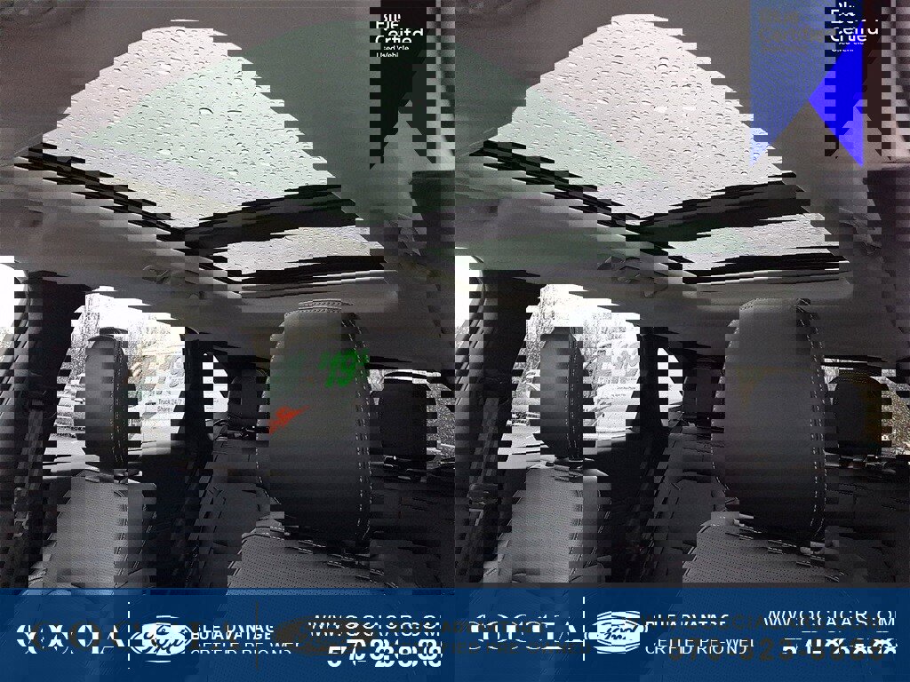 Certified 2023 Ford Escape Platinum w/ Class II Trailer Tow Package image 14