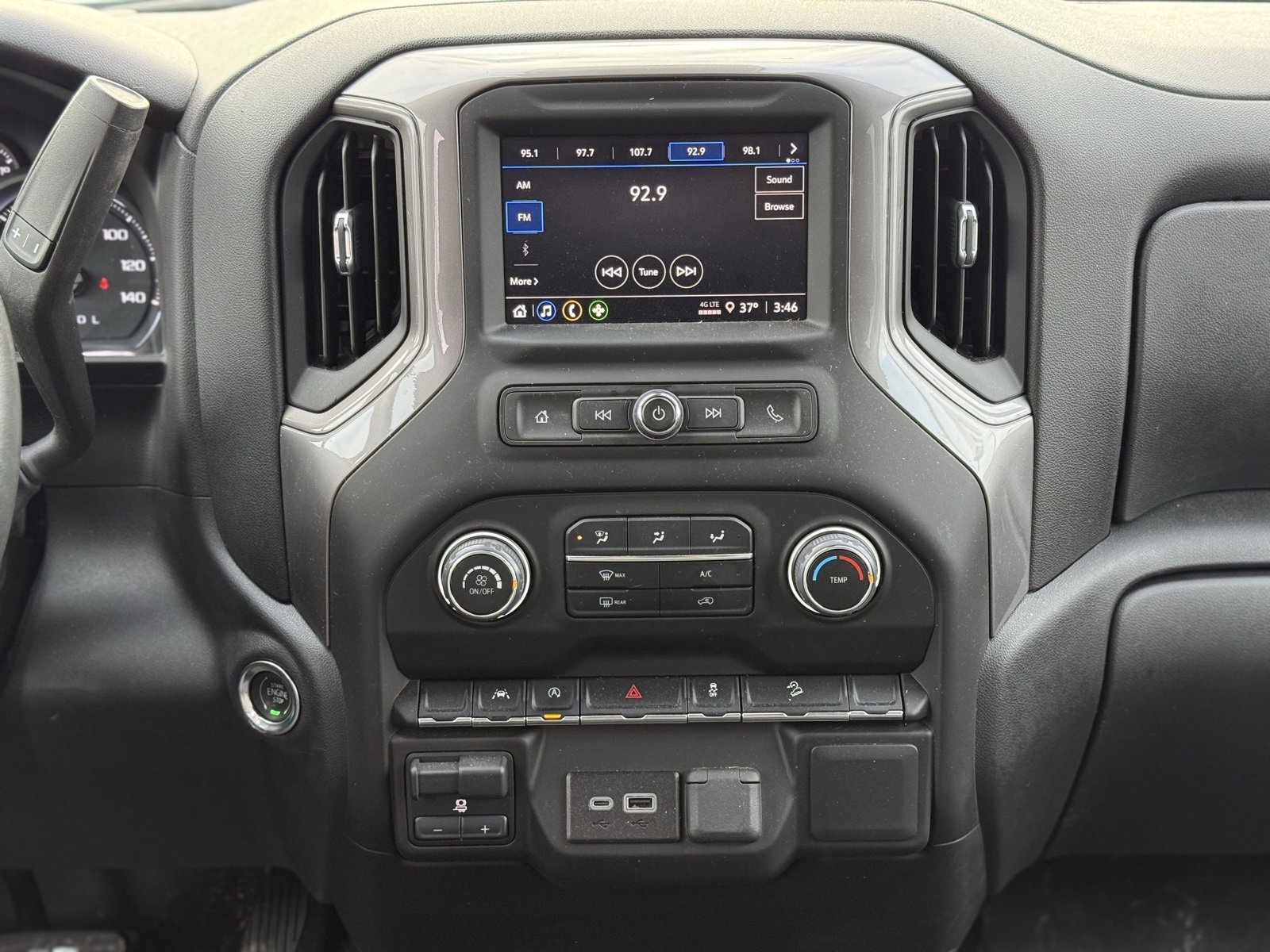 Used 2024 Chevrolet Silverado 1500 W/T w/ WT Value Package image 23