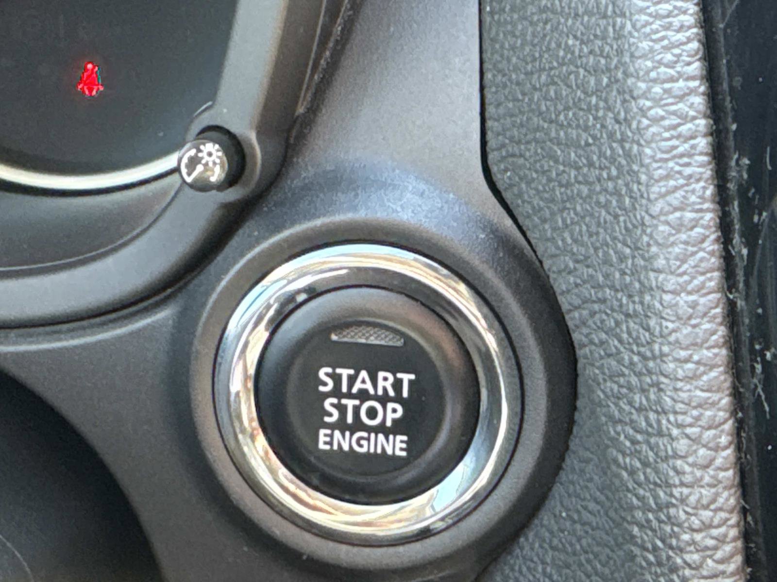 Used 2024 Mitsubishi Eclipse Cross LE image 28