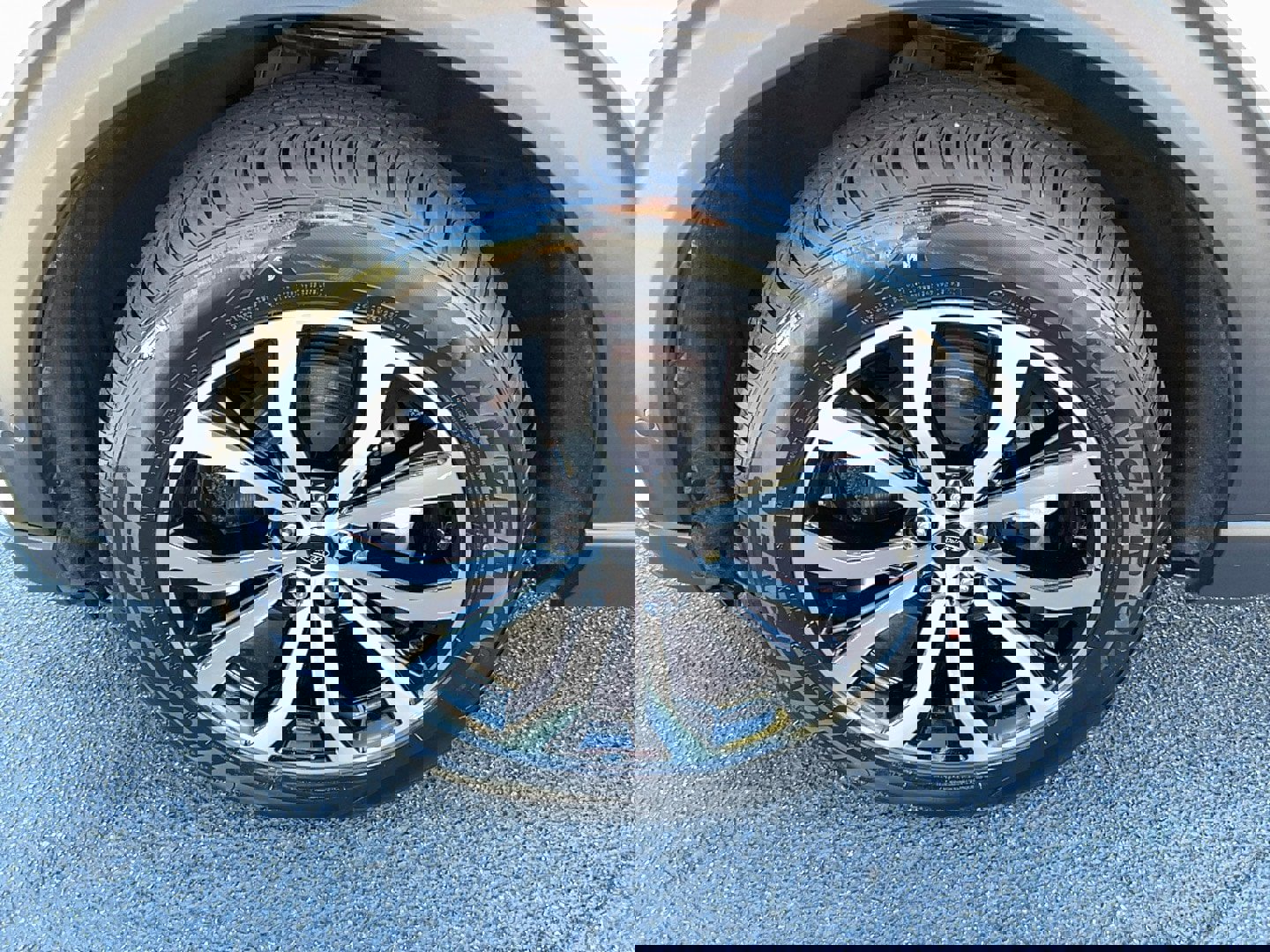 Used 2021 Ford Explorer ST w/ Equipment Group 401A AWD/4WD image 9