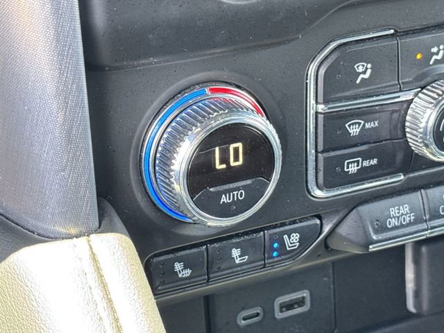 Used 2024 GMC Yukon SLT AWD/4WD image 26