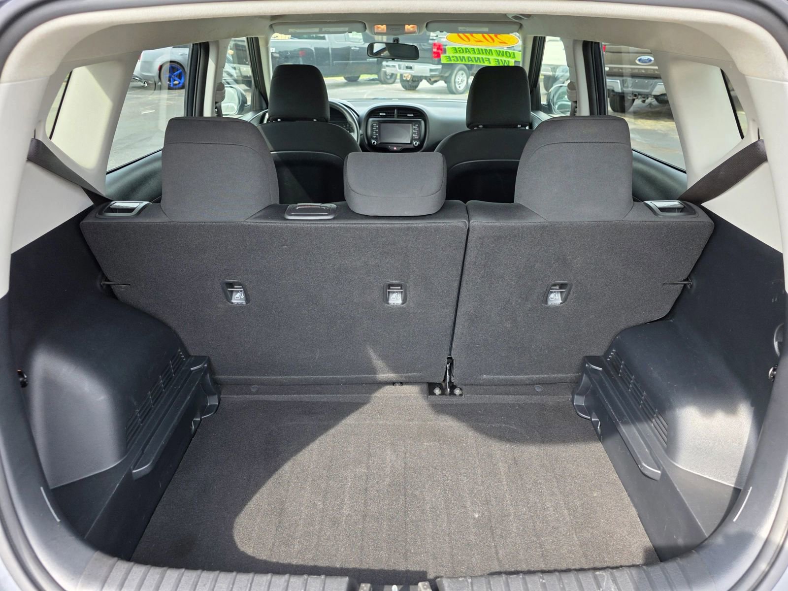 Used 2020 Kia Soul LX FWD image 8