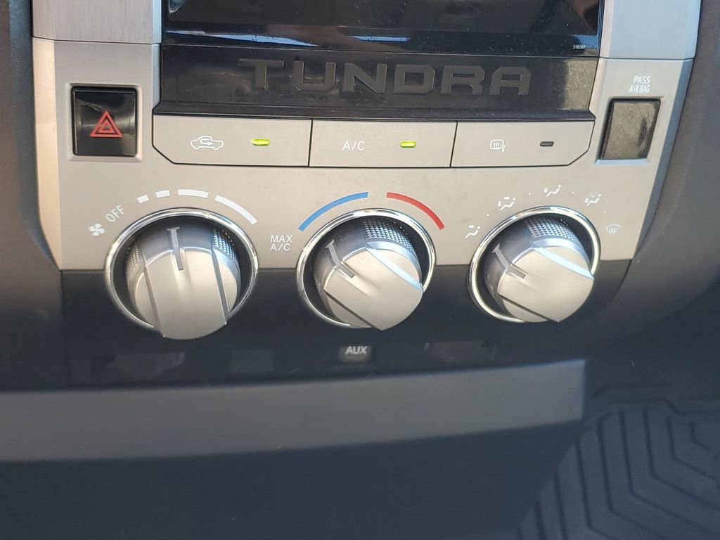 Used 2018 Toyota Tundra SR image 19