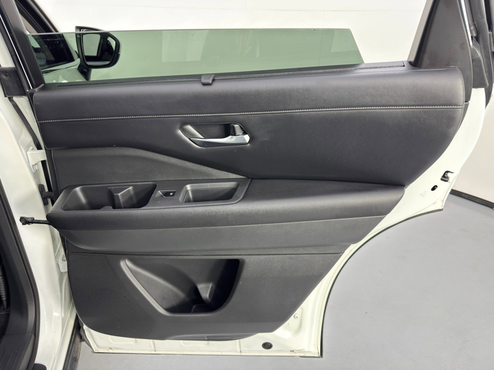 Used 2023 Nissan Pathfinder SL w/ SL Premium Package image 43