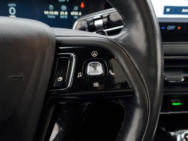 Used 2023 Lincoln Corsair Reserve w/ Equipment Group 201A image 20