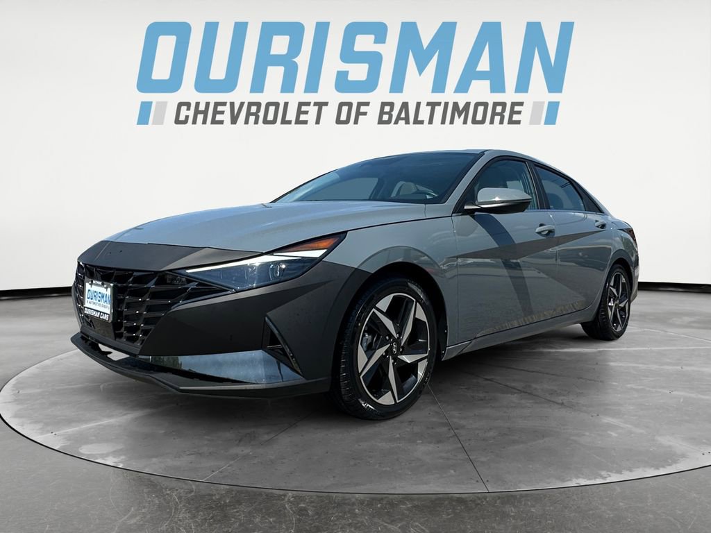 Used 2023 Hyundai Elantra Limited FWD image 2