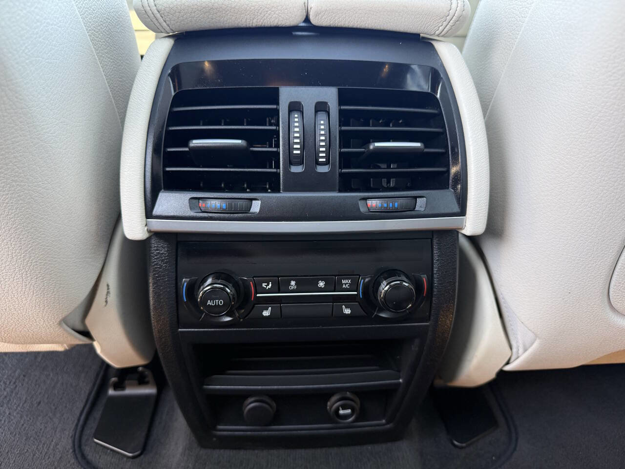 Used 2016 BMW X5 xDrive50i AWD/4WD image 12