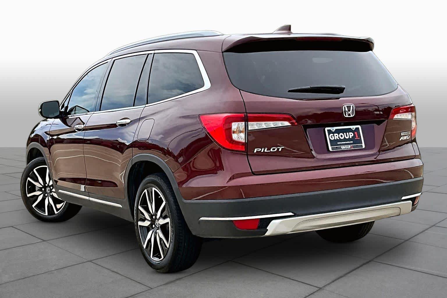 Used 2022 Honda Pilot Touring image 12