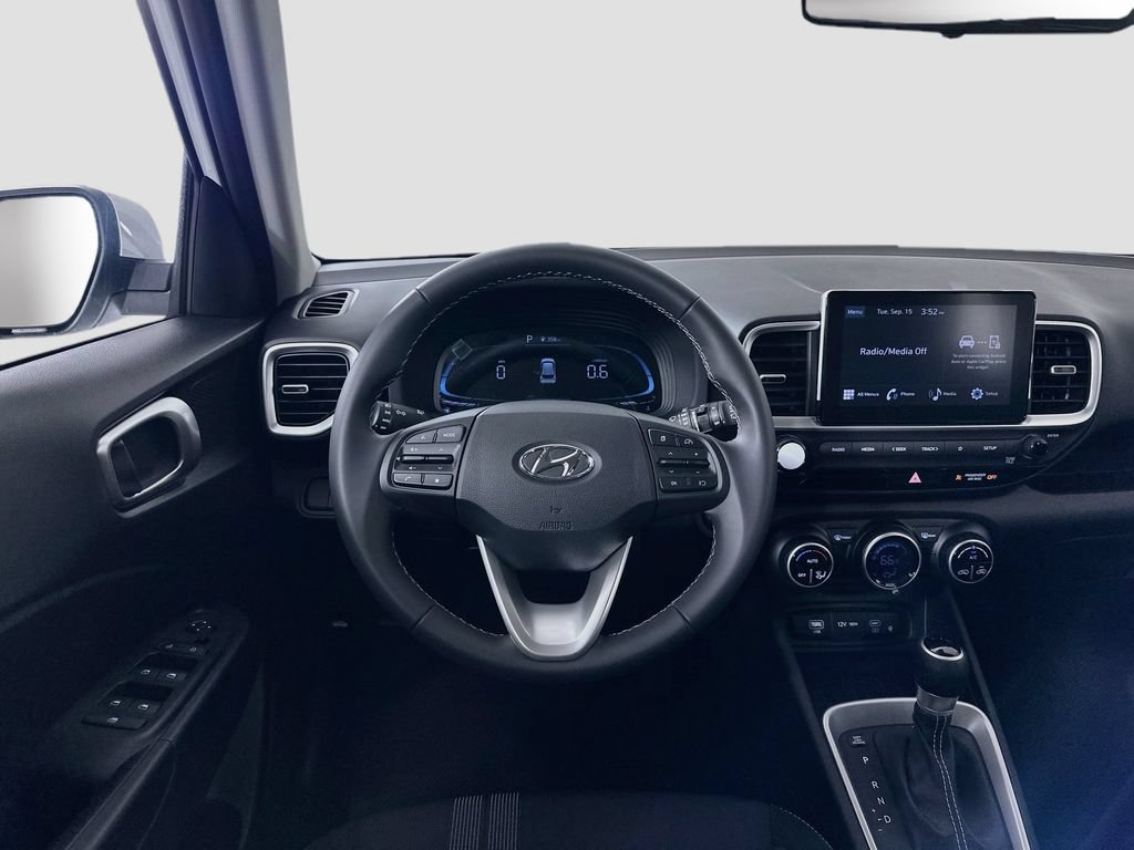 New 2026 Hyundai Venue SEL FWD image 17
