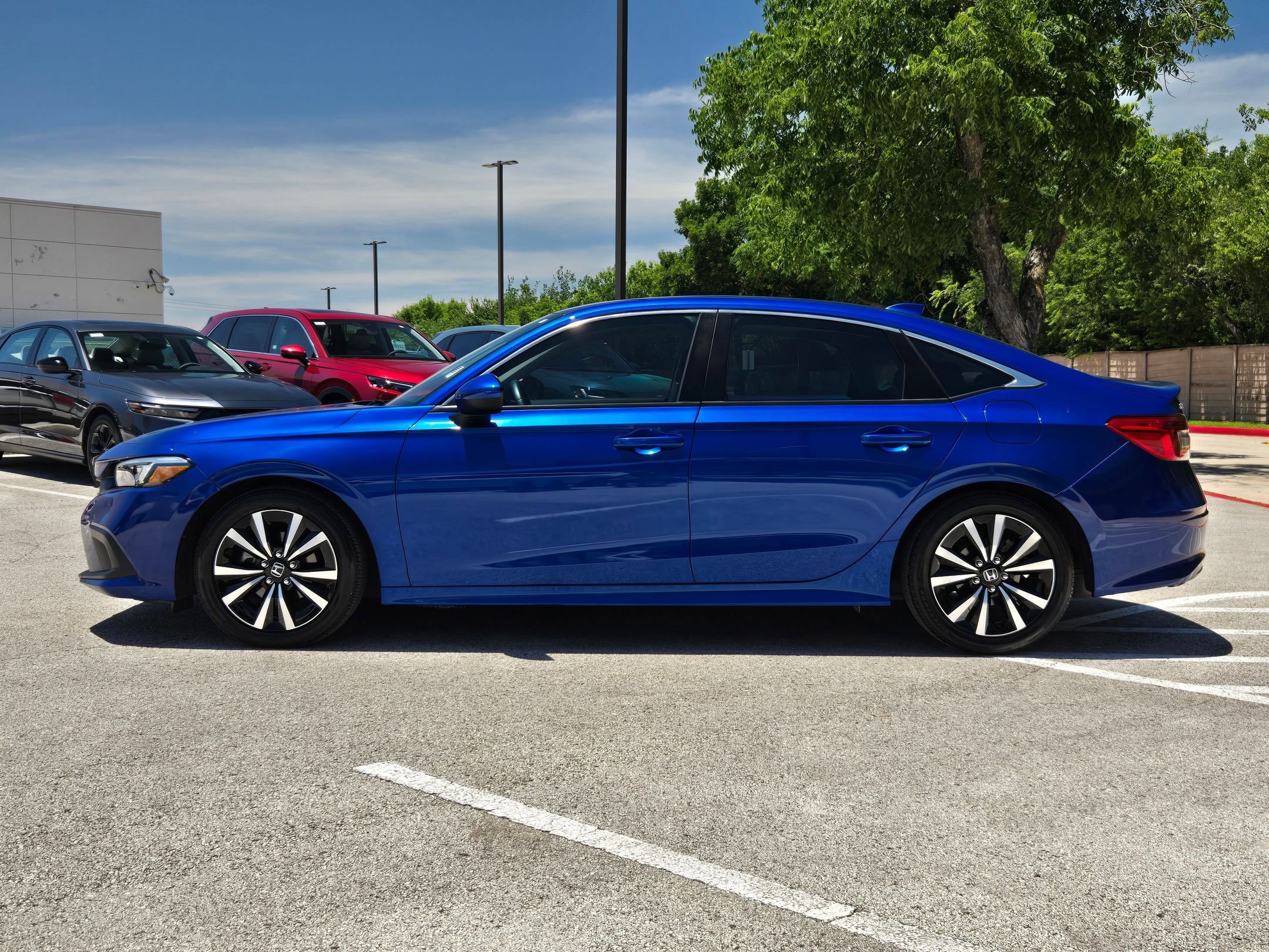 Used 2023 Honda Civic EX image 6