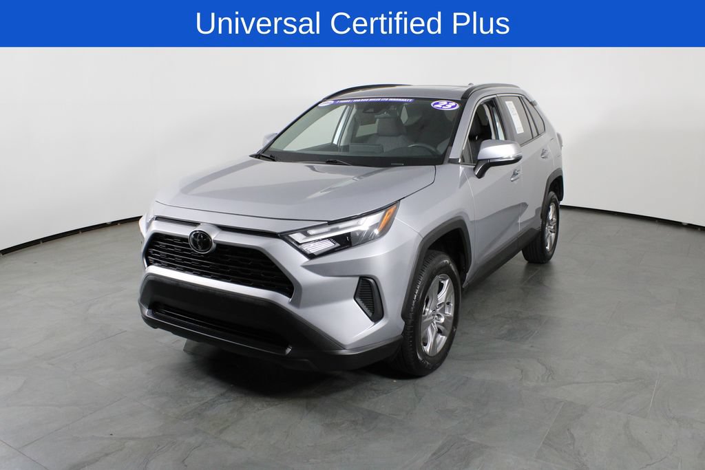 Used 2023 Toyota RAV4 XLE w/ Convenience Package FWD image 2
