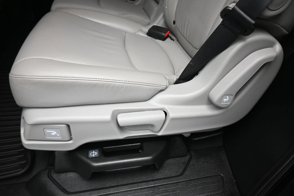 Used 2022 Honda Odyssey Touring image 33