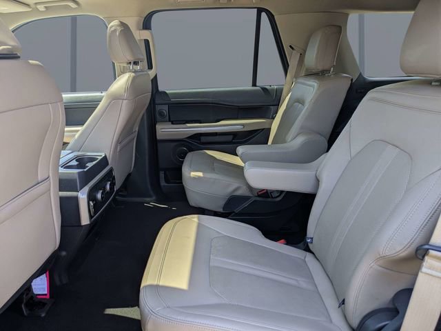 Used 2024 Ford Expedition Limited AWD/4WD image 14
