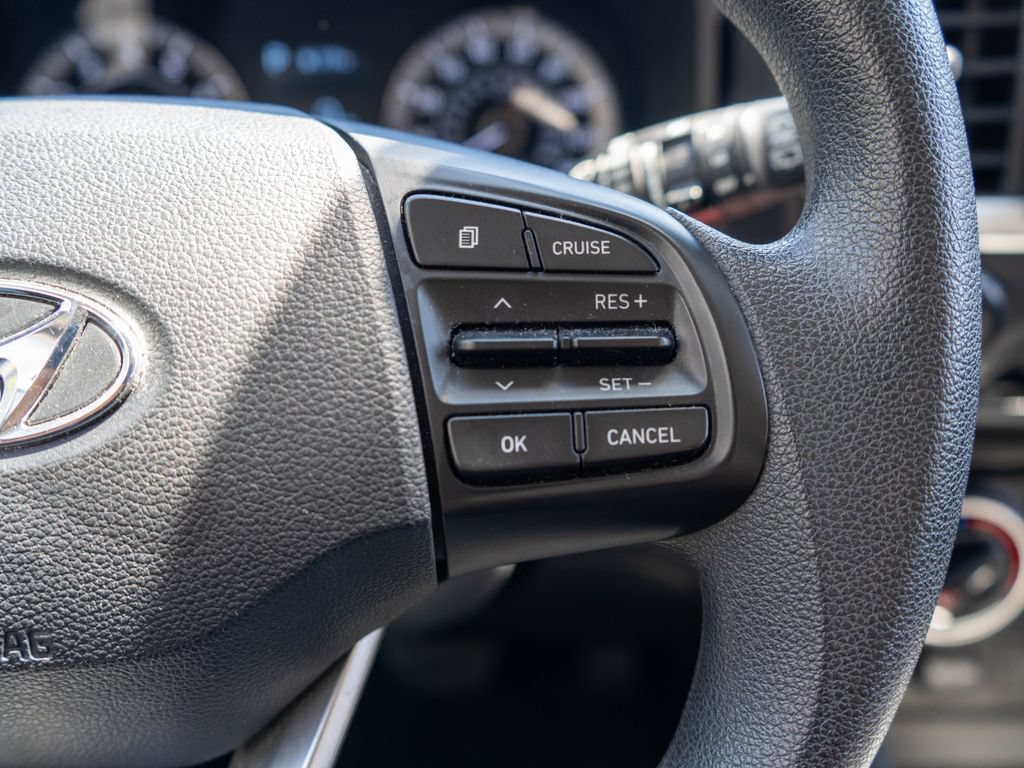 Used 2021 Hyundai Venue SE FWD image 18