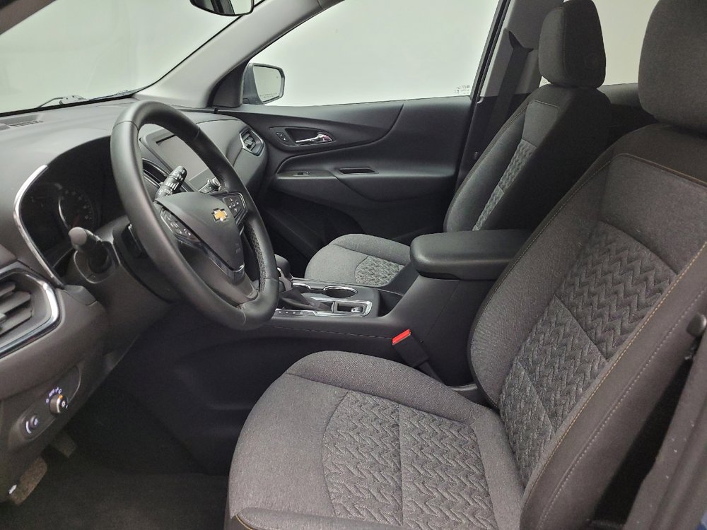 Used 2024 Chevrolet Equinox LT w/ LPO, Floor Liner Package FWD image 17