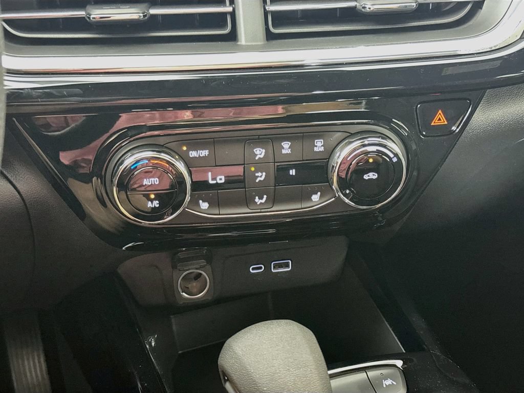 New 2026 Chevrolet Trax RS w/ Driver Confidence Package FWD image 17