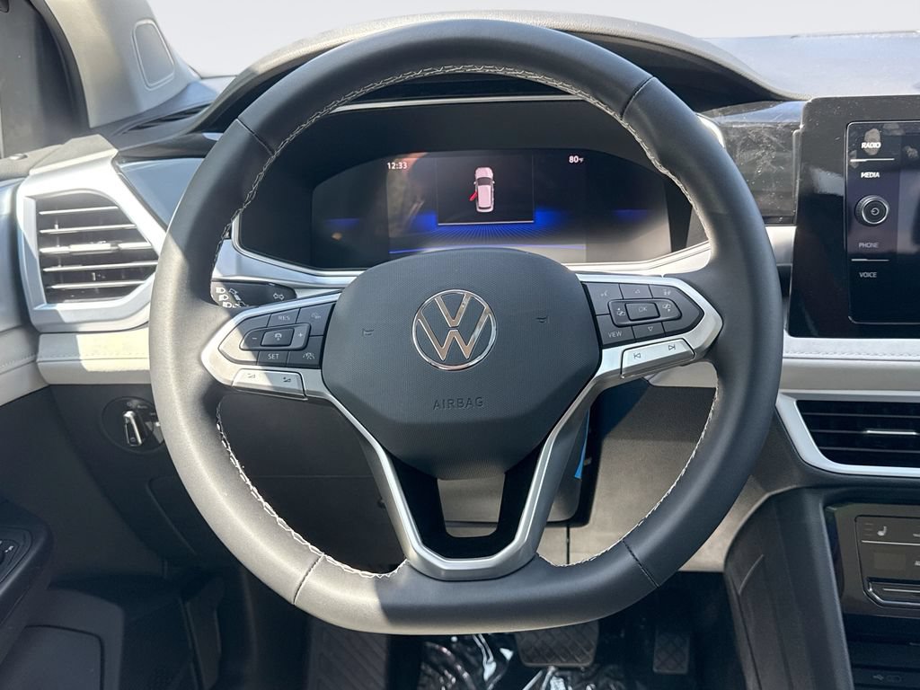 New 2026 Volkswagen Taos SE AWD/4WD image 11