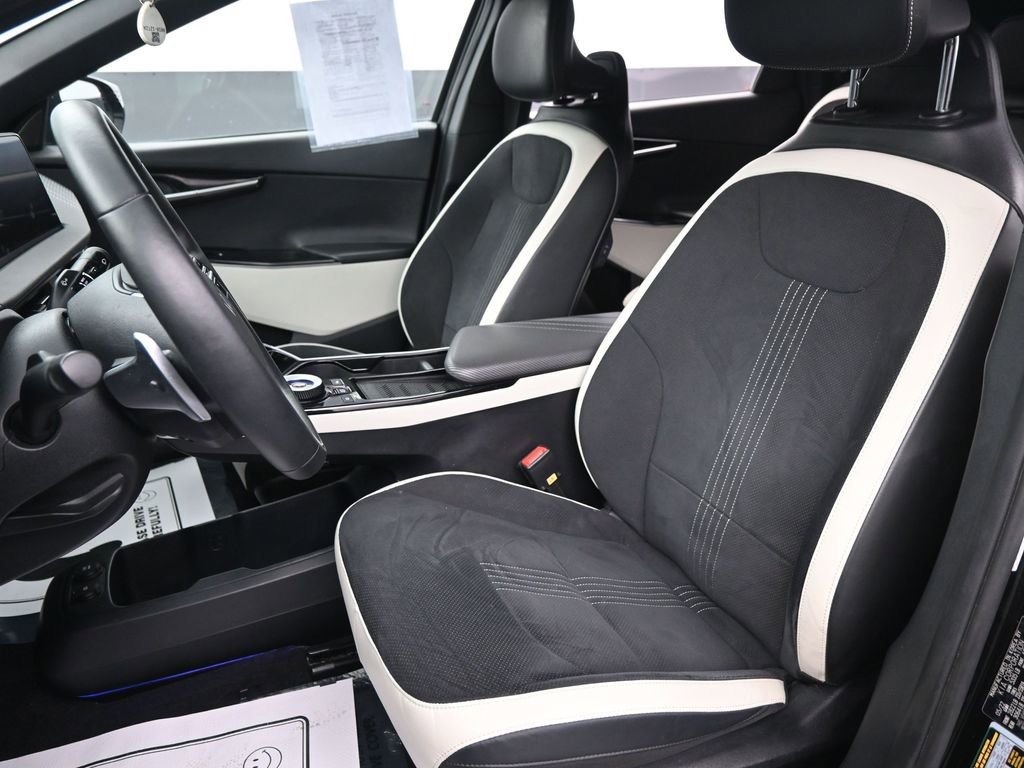 Used 2022 Kia EV6 GT-Line w/ GT-Line Suede Seat Package image 25