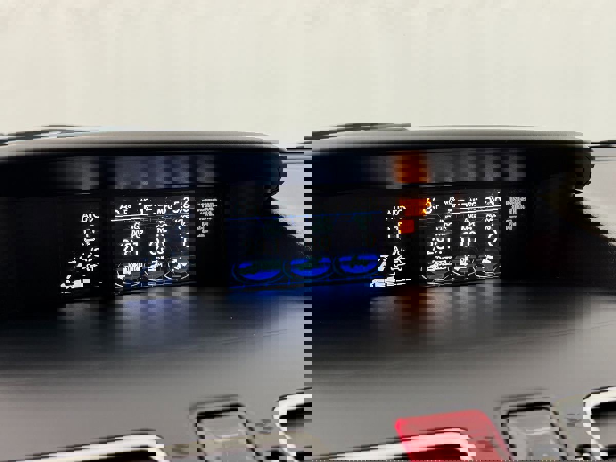 Used 2017 Subaru Forester 2.5i Limited w/ Popular Package #2 image 16