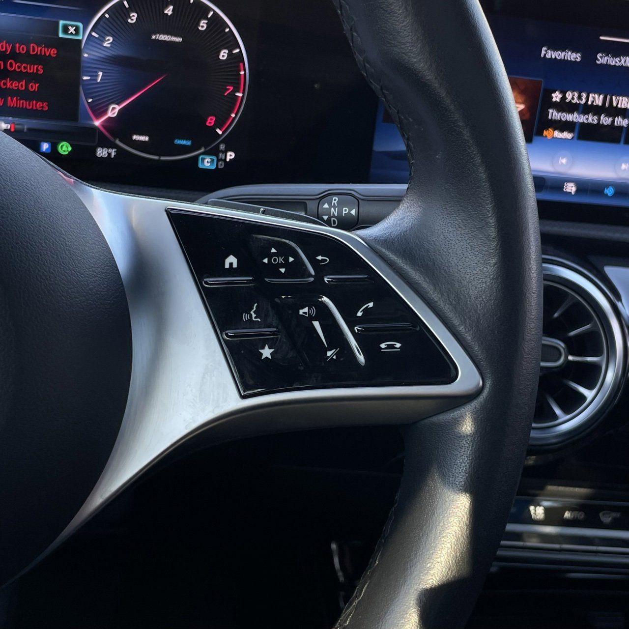 Used 2025 Mercedes-Benz CLA 250 image 14