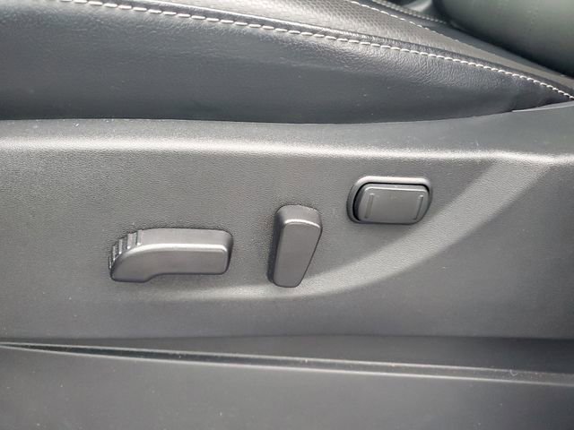 Used 2025 Nissan Frontier SL image 41