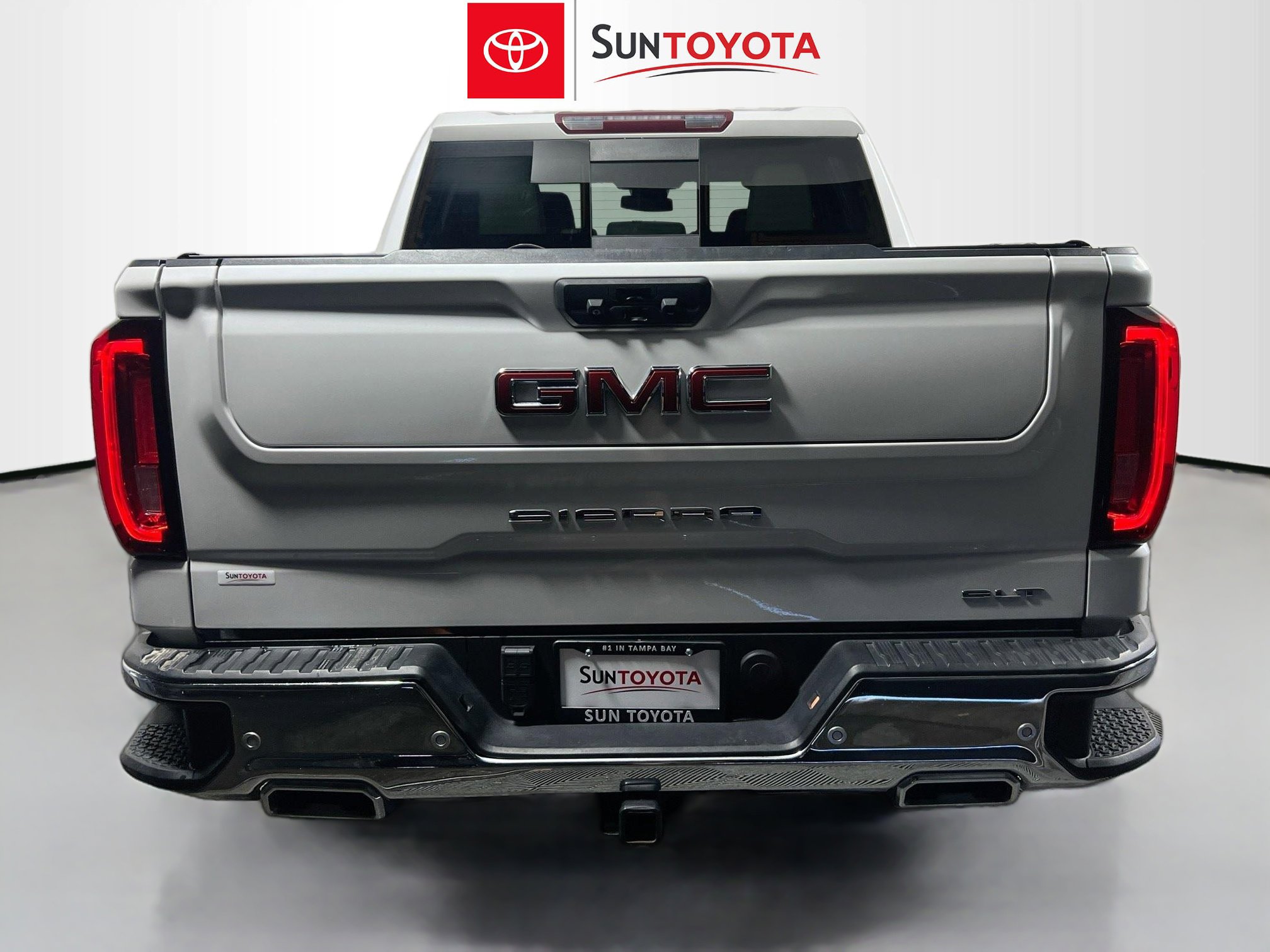 Used 2022 GMC Sierra 1500 SLT w/ SLT Premium Plus Package image 5