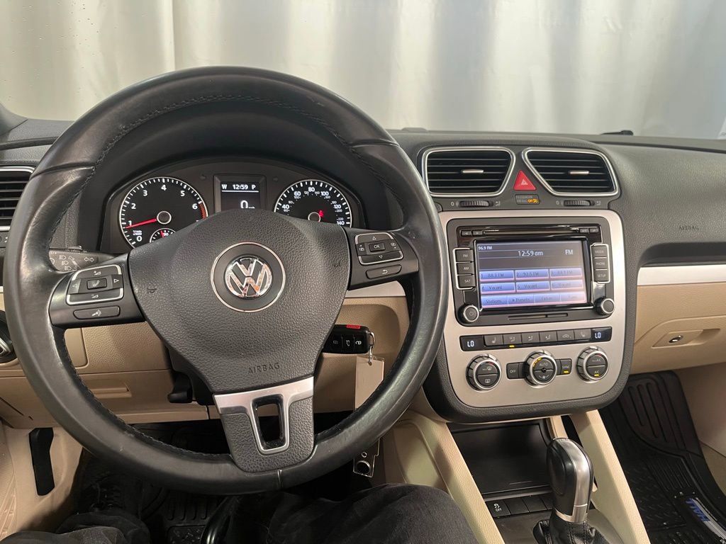 Used 2013 Volkswagen Eos Komfort image 27