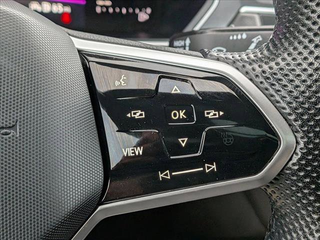 Used 2022 Volkswagen Tiguan SE R-Line image 15