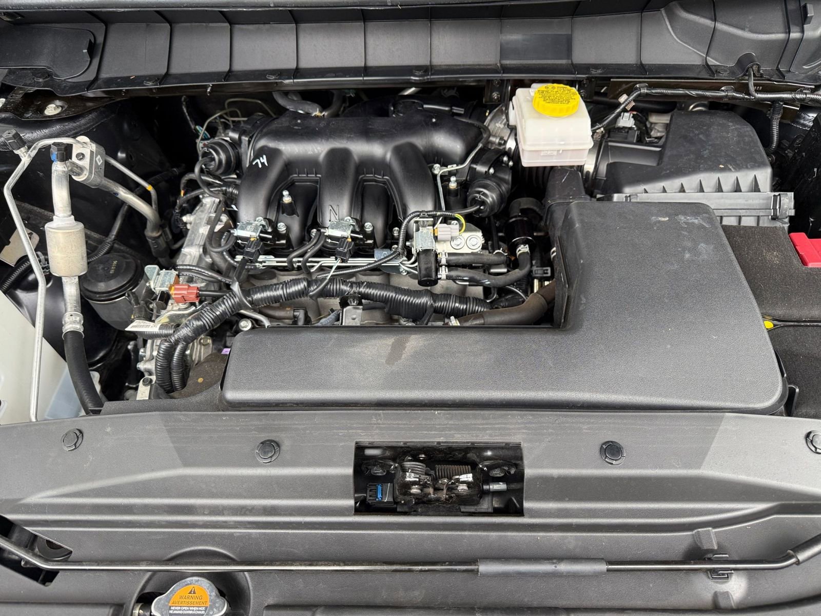 Used 2025 Nissan Pathfinder SV FWD image 32