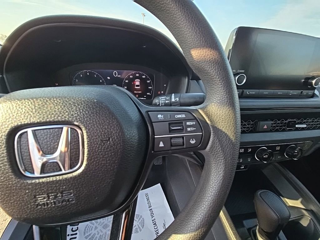 Used 2025 Honda Accord SE image 17