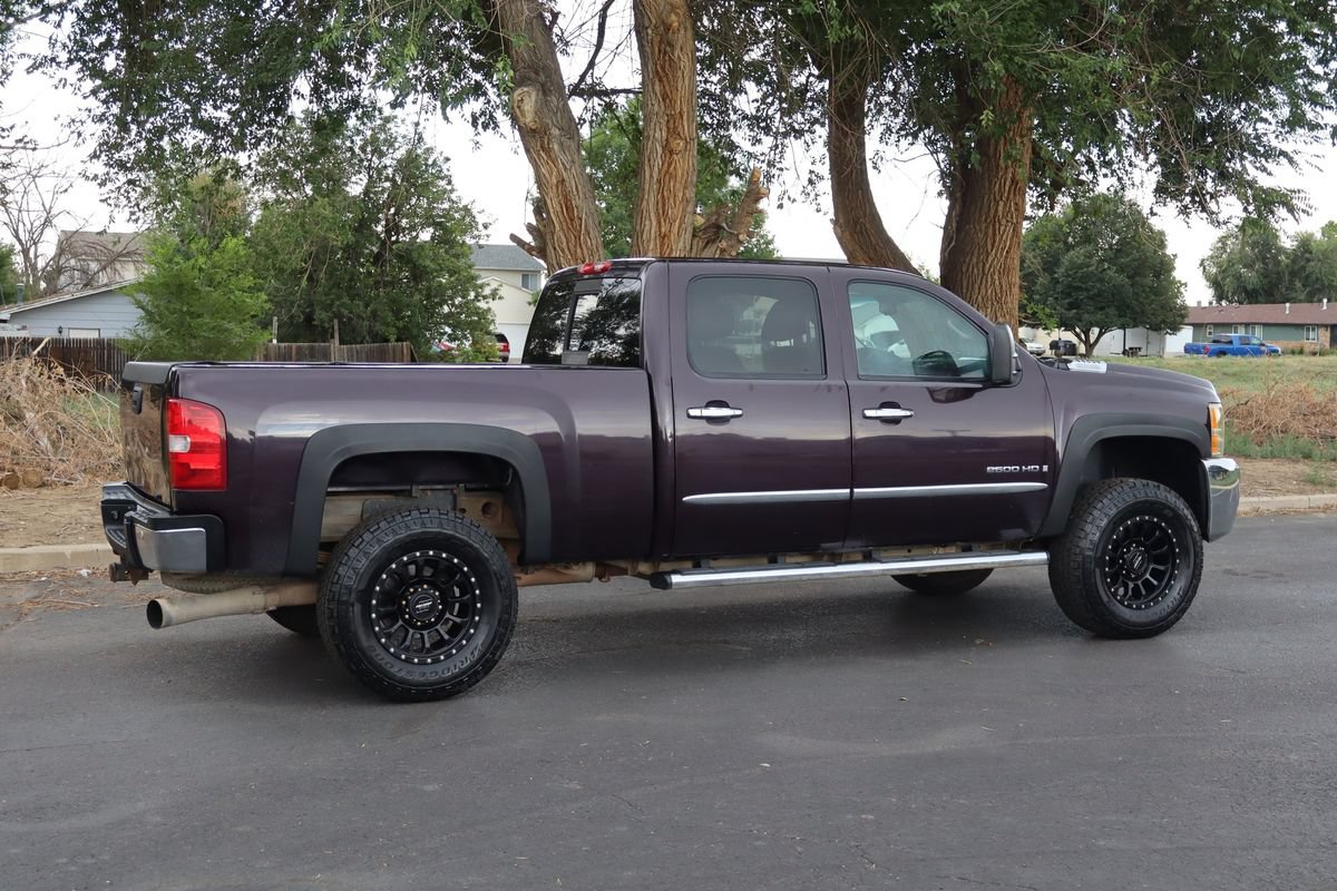 Used 2008 Chevrolet Silverado 2500 LTZ w/ Safety Package AWD/4WD image 4