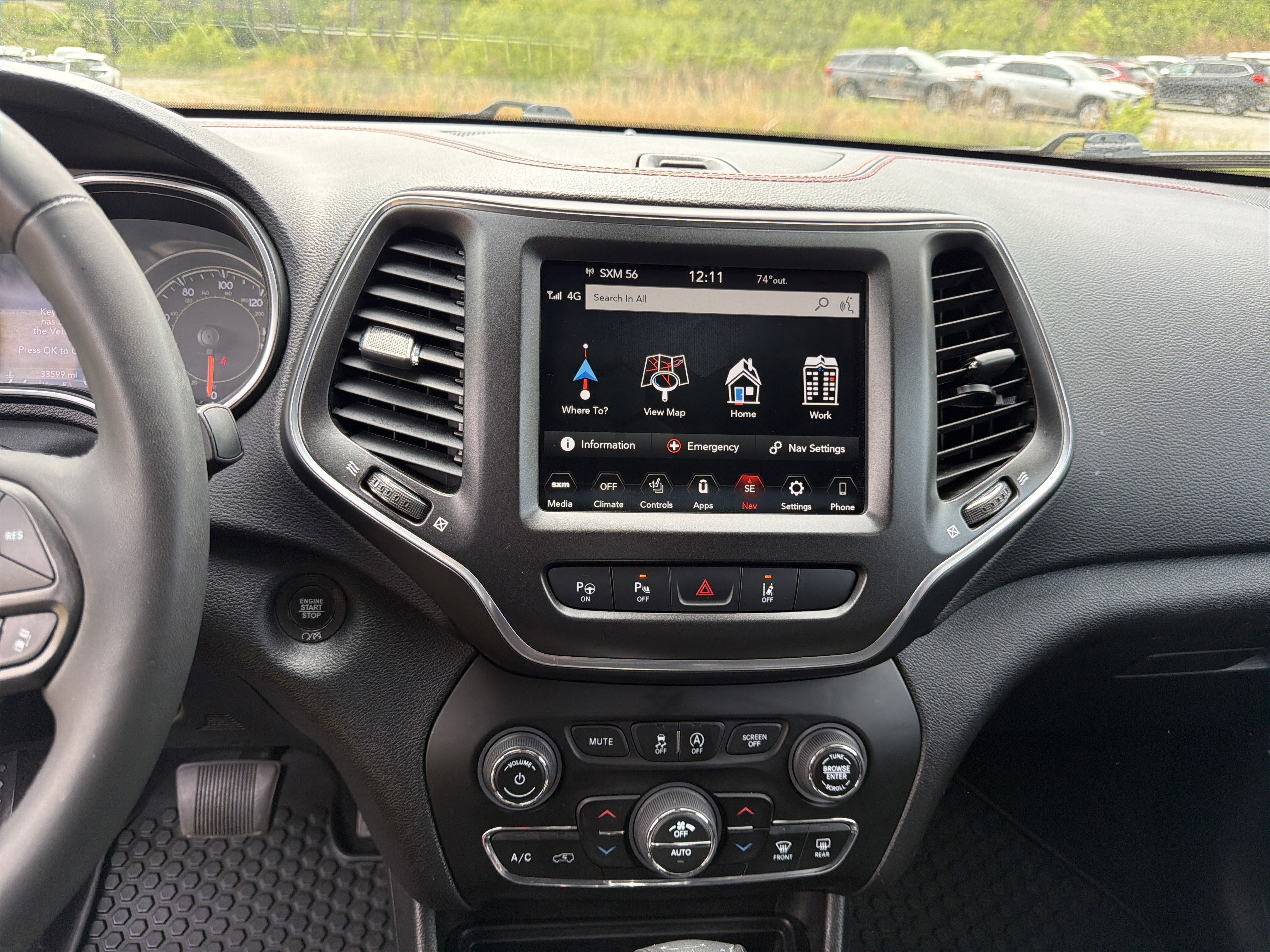 Used 2023 Jeep Cherokee Trailhawk image 27