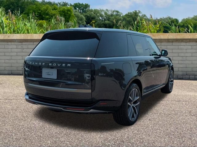 New 2026 Land Rover Range Rover Long Wheelbase SE AWD/4WD image 4