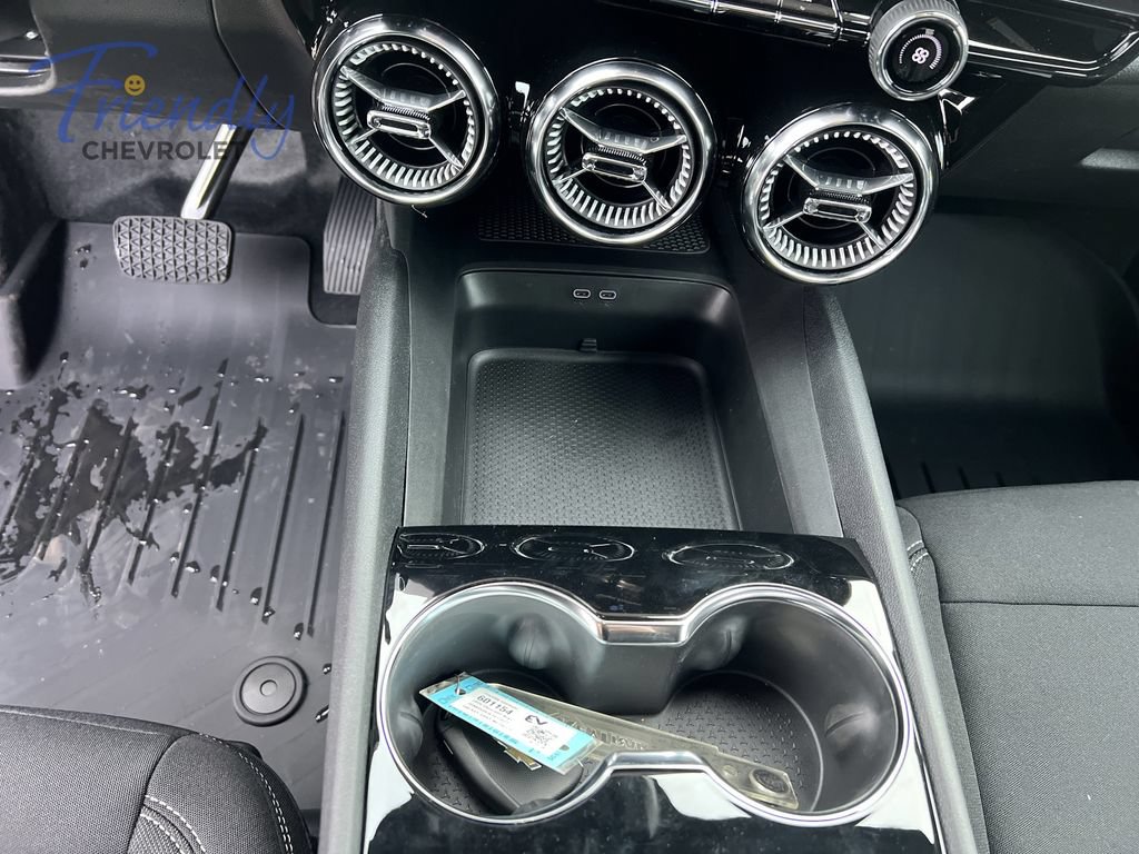 New 2026 Chevrolet Blazer EV LT AWD/4WD image 7