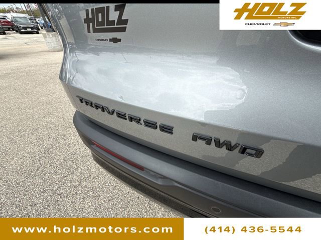 Certified 2025 Chevrolet Traverse LT w/ Midnight/Sport Edition AWD/4WD image 30