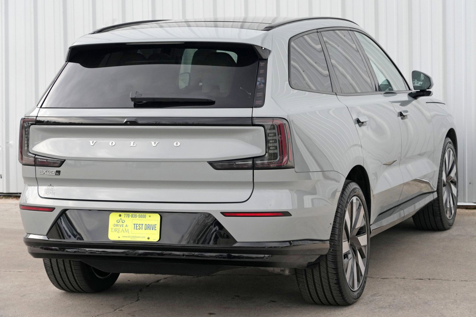 Used 2025 Volvo EX90 Ultra image 51