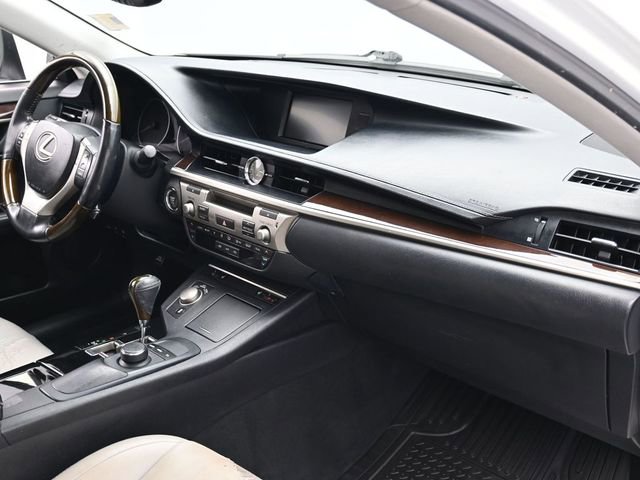 Used 2013 Lexus ES 350 w/ Premium Pkg image 27
