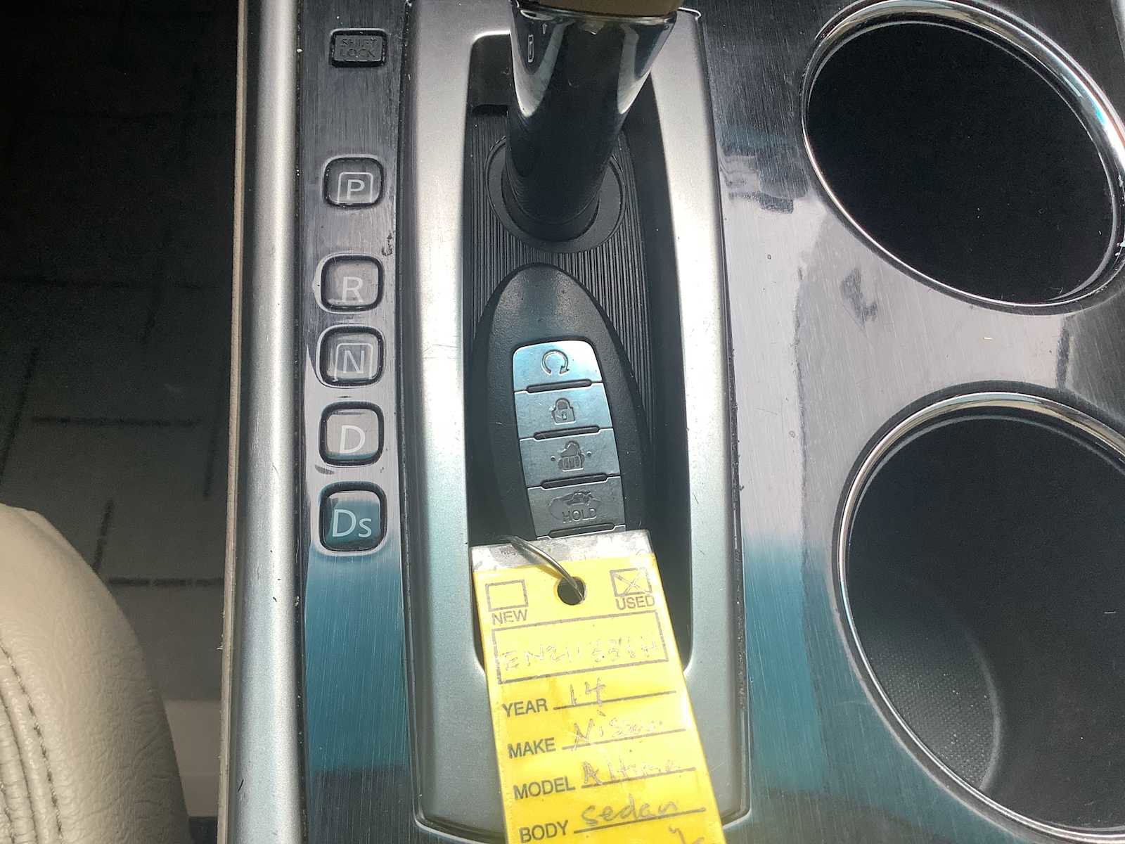 Used 2014 Nissan Altima 2.5 SV image 19