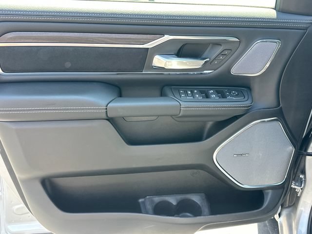 New 2026 RAM 1500 Laramie AWD/4WD image 11