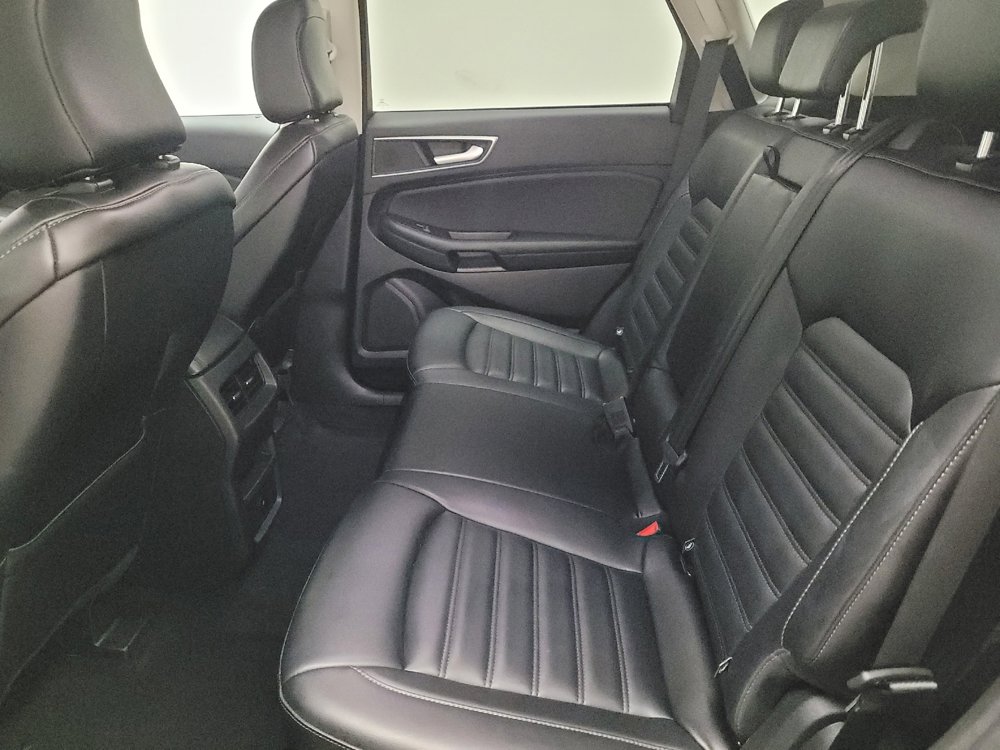 Used 2024 Ford Edge SEL image 18