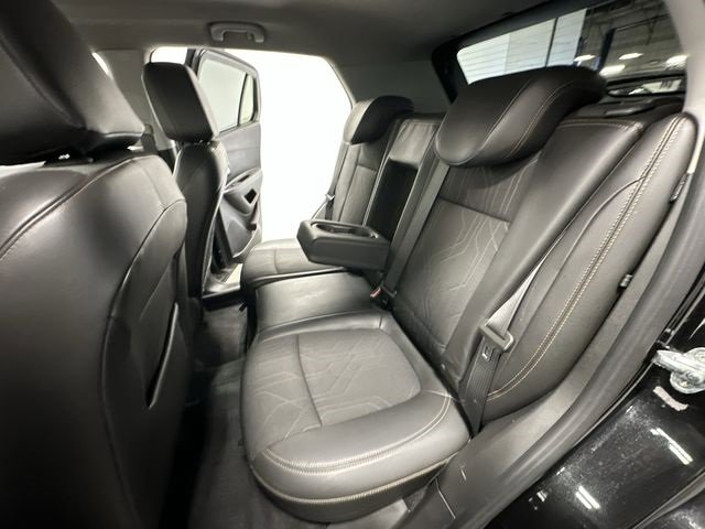 Used 2019 Chevrolet Trax LT w/ LT Convenience Package image 17