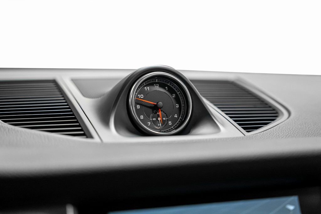 Used 2017 Porsche Macan image 45