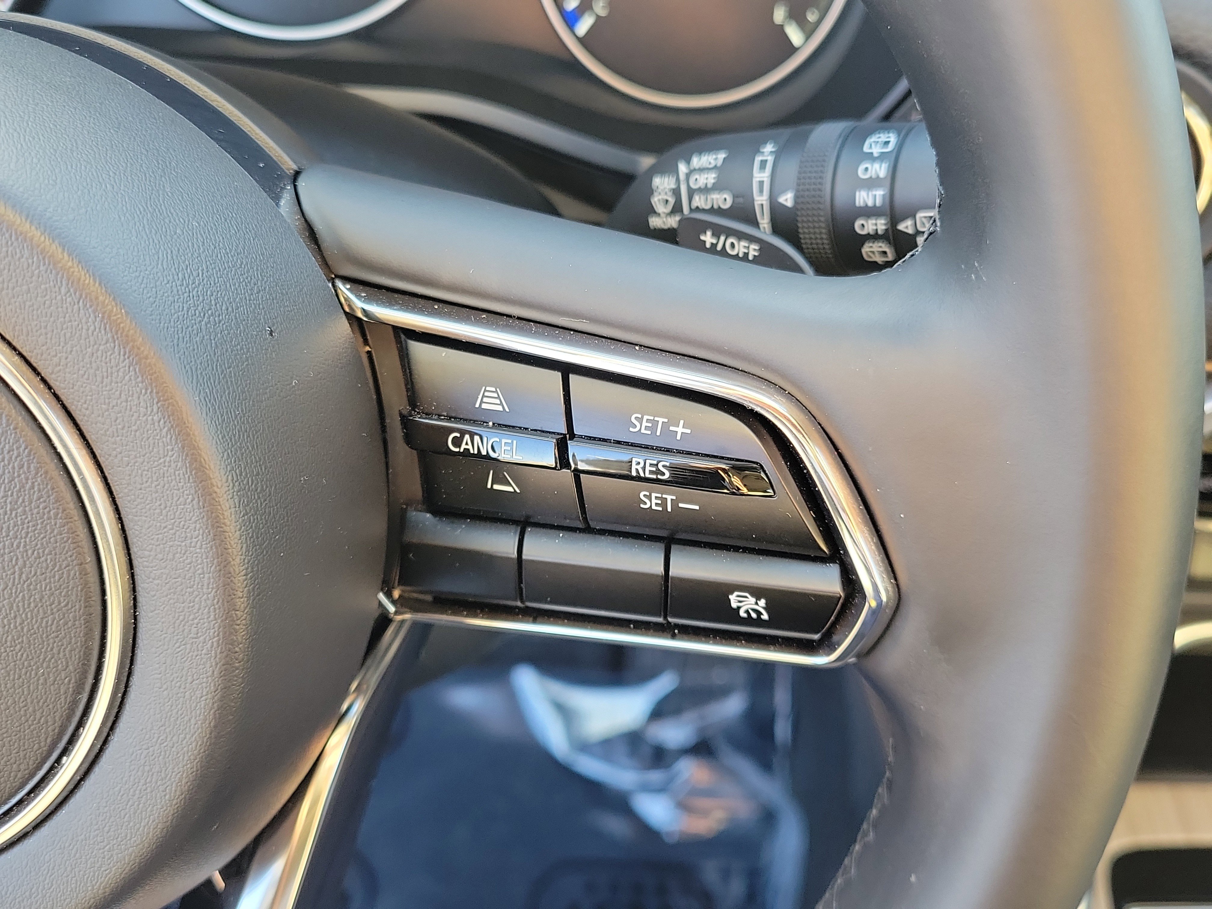 Used 2025 MAZDA CX-90 3.3 Turbo w/ Preferred Package image 30