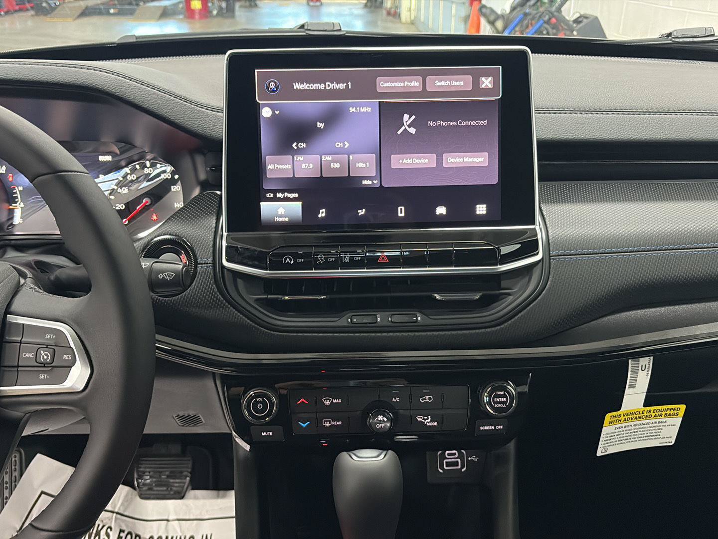 New 2026 Jeep Compass Latitude AWD/4WD image 12