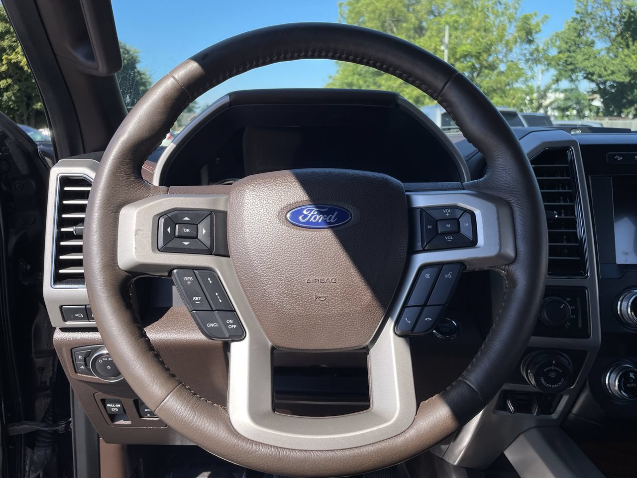 Used 2020 Ford F150 King Ranch w/ Equipment Group 601A Luxury AWD/4WD image 13