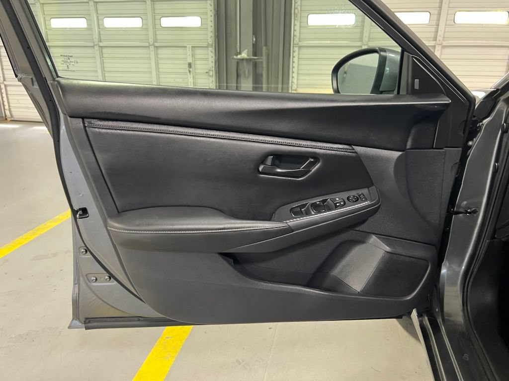 Used 2025 Nissan Sentra S FWD image 22