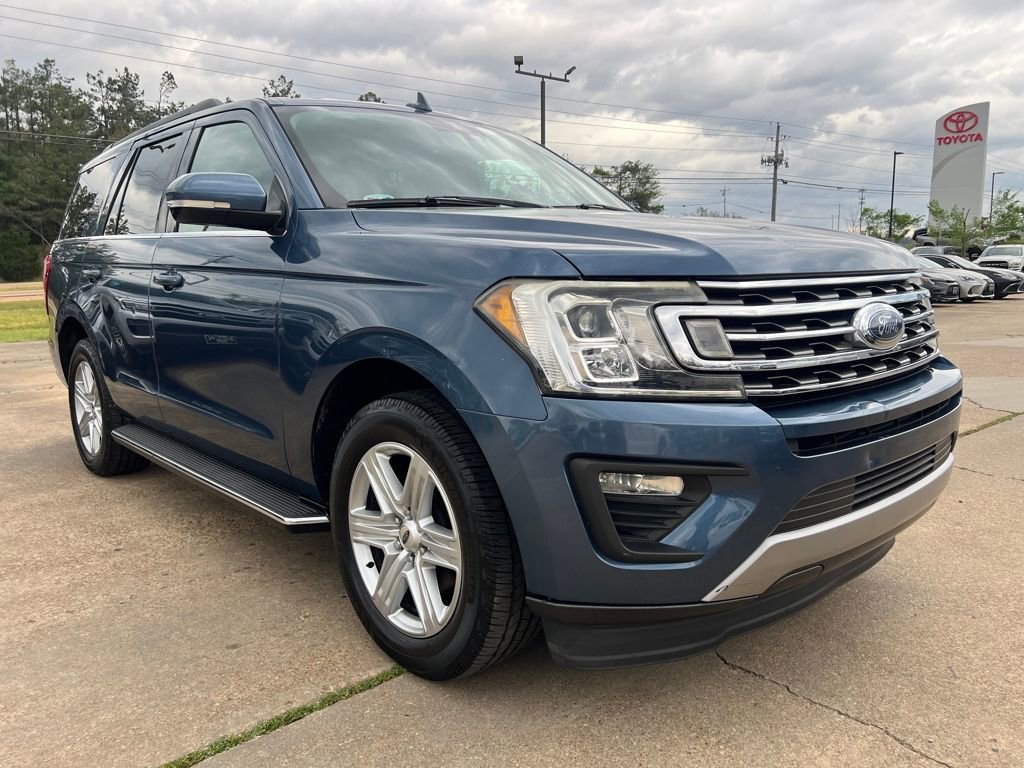Used 2018 Ford Expedition XLT w/ Equipment Group 202A image 1